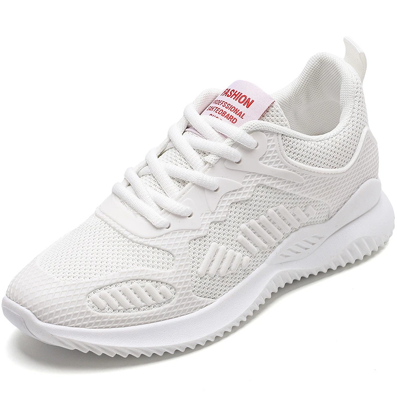 popular women's athletic shoes