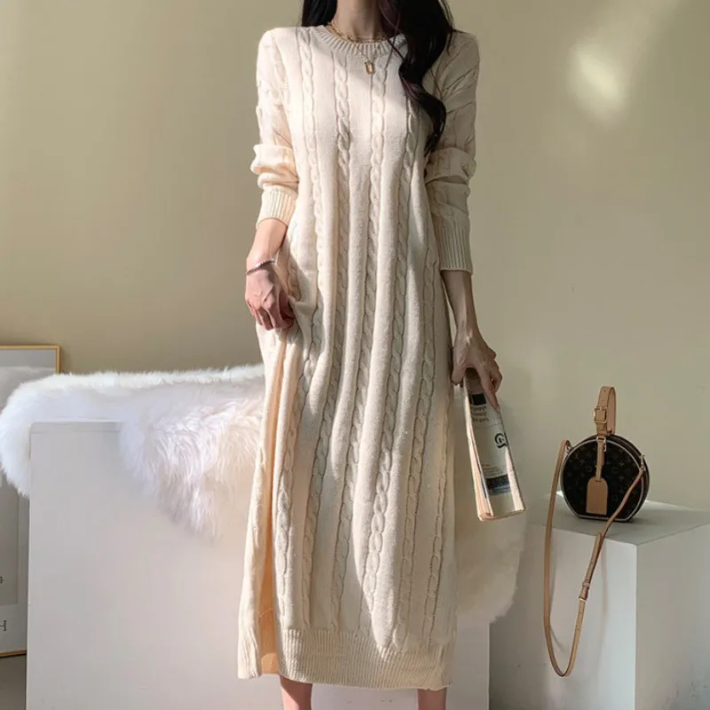 Autumn And Winter Chic New Women's Round Neck Twist Knit Mid-Length Sweater Long Dress