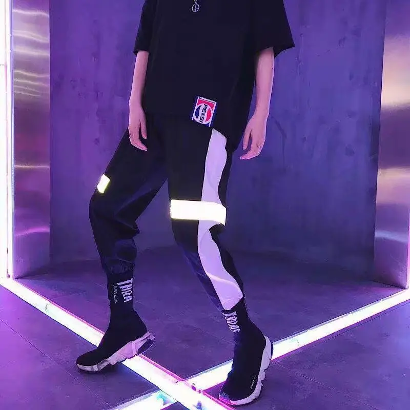 

018 Summer Popular Brand INS Super Fire Pants Hip Hop Casual Loose-Fit Beam Leg Reflective Athletic Pants Men's