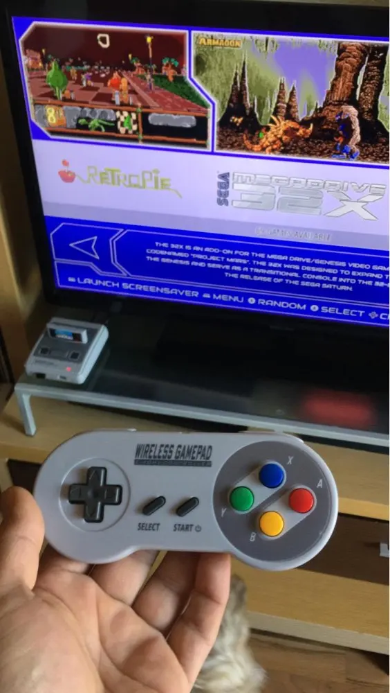   е SNES  ٵ Ŭ ̴ ܼ  ׼  е 2.4GHZ е ̽ƽ Ʈѷ
