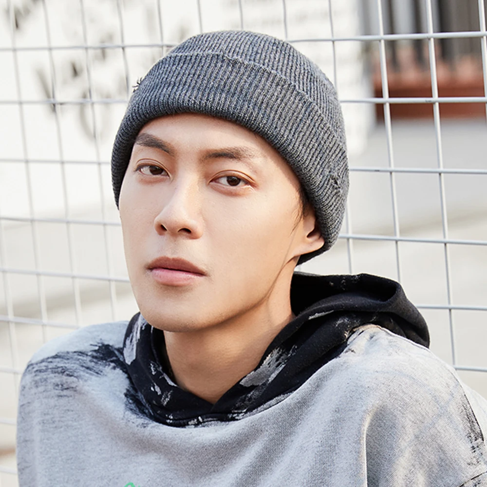 Новинка, Модная вязаная шапка унисекс с черепом, Мужская зимняя теплая шапка, одноцветная короткая шерстяная шапка