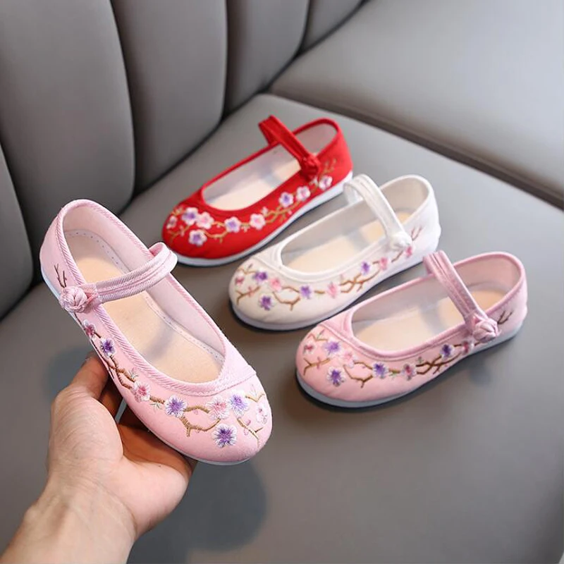 

New Baby Toddler Girls Shoes Flower Princess Children's Shoes Fashion Embroidered Cloth Shoes Floral Girls Flat Sneakers Canvas