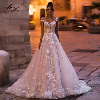 Customized Sexy Backless Cap Sleeve Lace Princess Wedding Dress Appliques Beaded Flowers Court Train Vintage A Line Bridal Gowns 1
