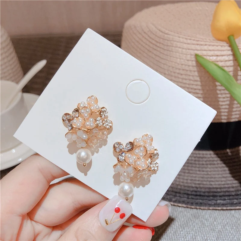 MENGJIQIAO корейский Элегантный Искусственный жемчуг кристалл цветок серьги гвоздики для женщин Мода свадьба Букле д 'Орель подарки