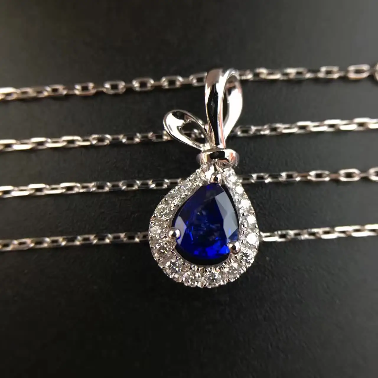 0.589ct+ 0.148ct 18K белое золото натуральный сапфир и кулон ожерелье с бриллиантами инкрустированные завод прямой Сапфир-ювелирные изделия