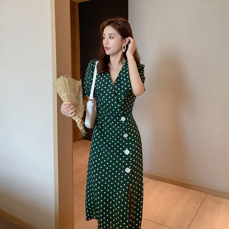 

VICONE Summer new French temperament green wave point lapel web celebrity wind restoring ancient ways the ultra long dress