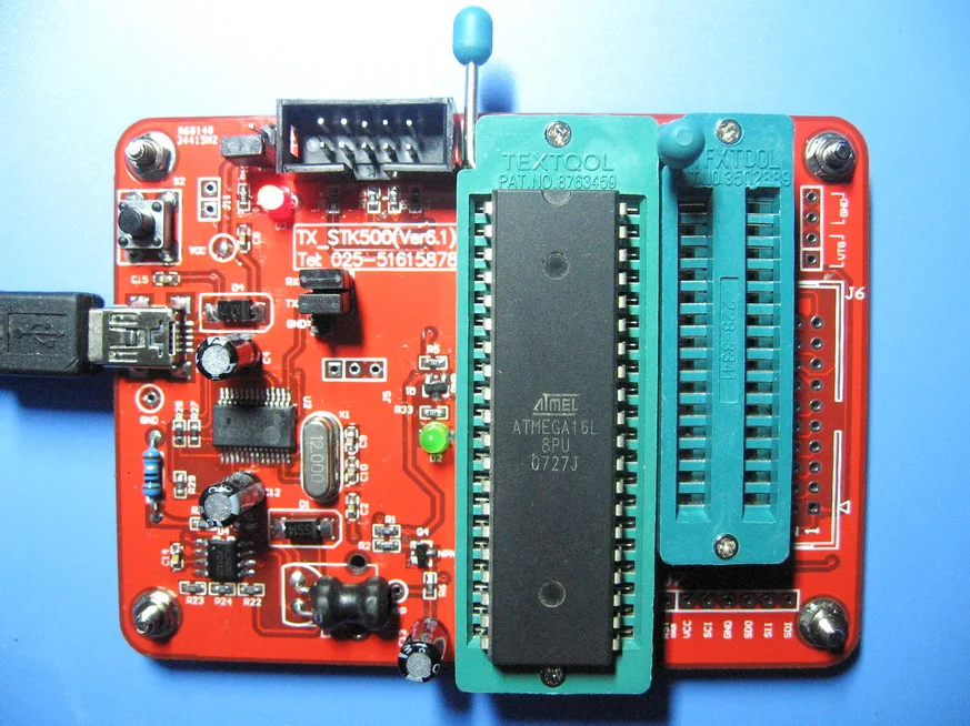 programador de avr à porta serial isp stk500 quatro em um paralelo