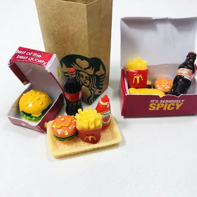 1/6 Miniature Dollhouse Mini Hamburger Coke Cup Chips Cake Fast Food for Blyth OB11 Doll House Kitchen Play Toy Accessories 4