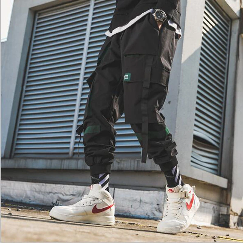 Streetwear Men Sweatpants  Fashion Cargo Pants Men Elastic Waist Trousers Hip Hip Harem Pants Mens Multi Pocket Work Pants 2020 sports pants for men