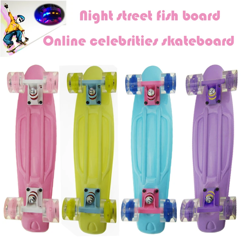 Pu Flash Wheels Mini Cruiser Skateboard Bambini Bambini Adulti Antiscivolo Fish Board Scooter Penny Retro Printed Skate Board 22 * 6In