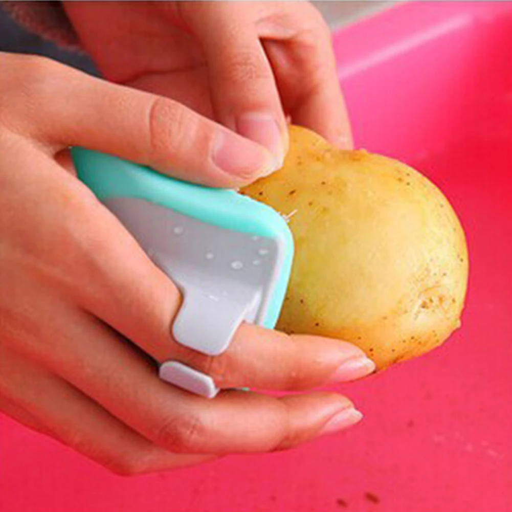 Случайный цвет мини инструменты кухонные гаджеты прочный скруббер фрукты овощи Чистящая Щетка для дома палец кольцо помощник картофеля