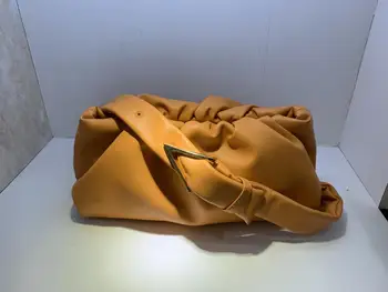 

Luxury Brand Designer Women Clutch Bag Genuine Leather Clasp Pouch Purse Crossbody Shoulder Bags Cloud Like Purse chest bag