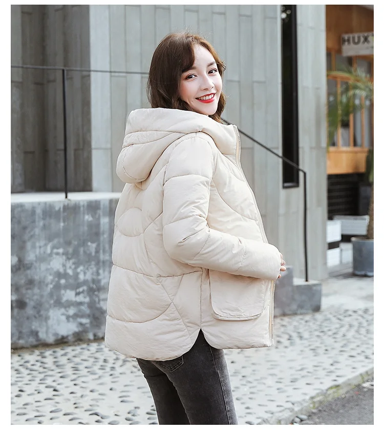 Куртка женская зимняя модная теплая плотная однотонная Короткая Стильная хлопковая стеганая парка пальто с капюшоном
