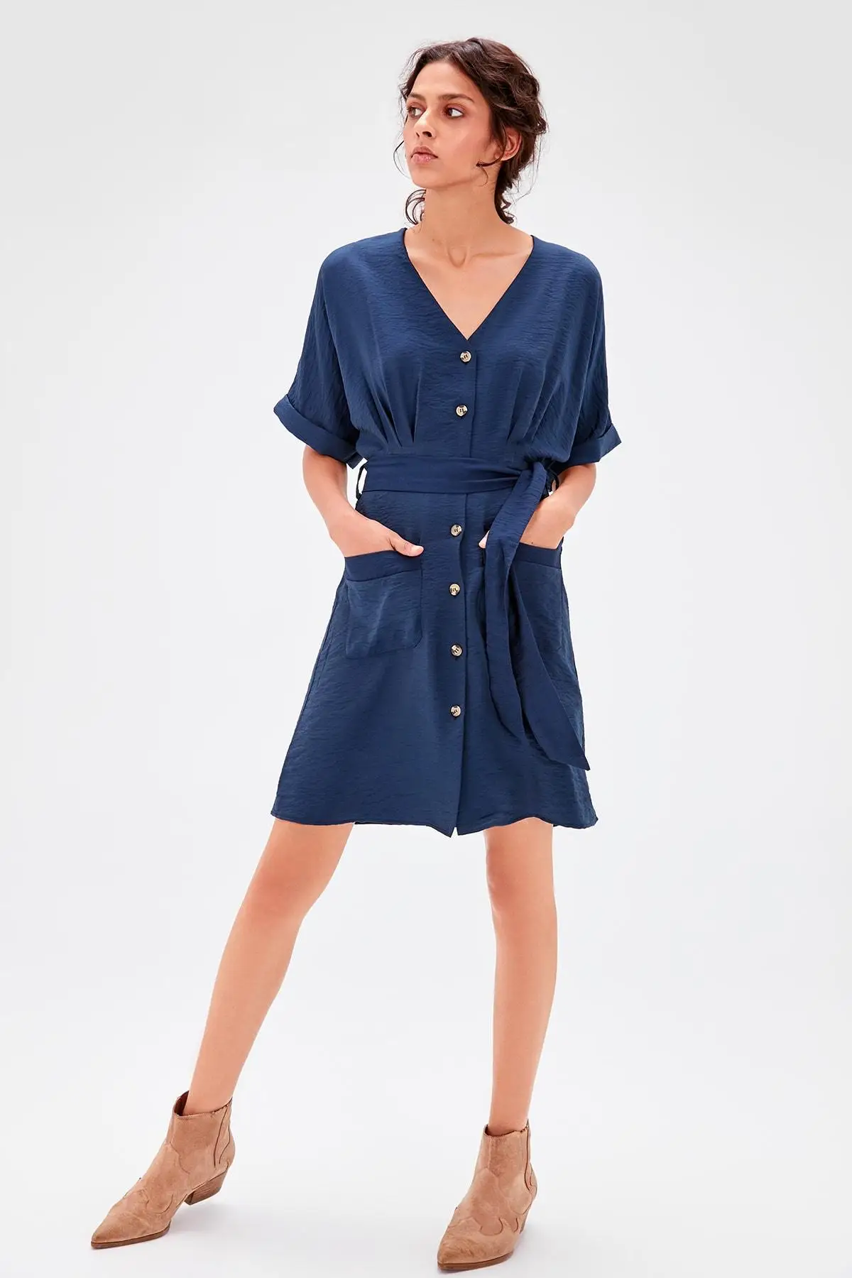 

Trendyol Navy Blue Button Detail Dress TWOAW20EL0452