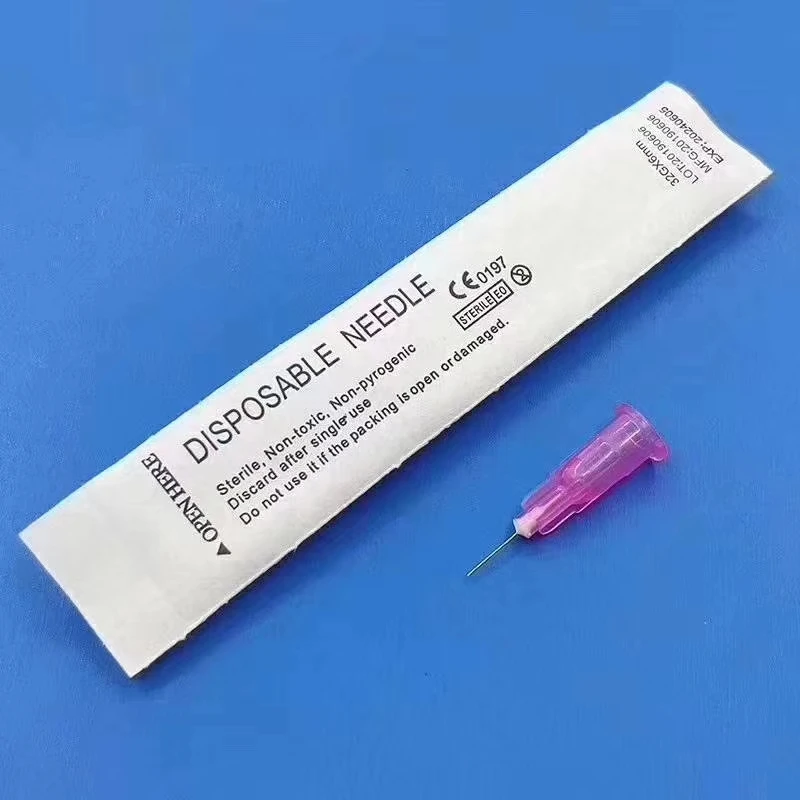 aiguille-de-per-age-seringue-d-injection-de-colle-pointe