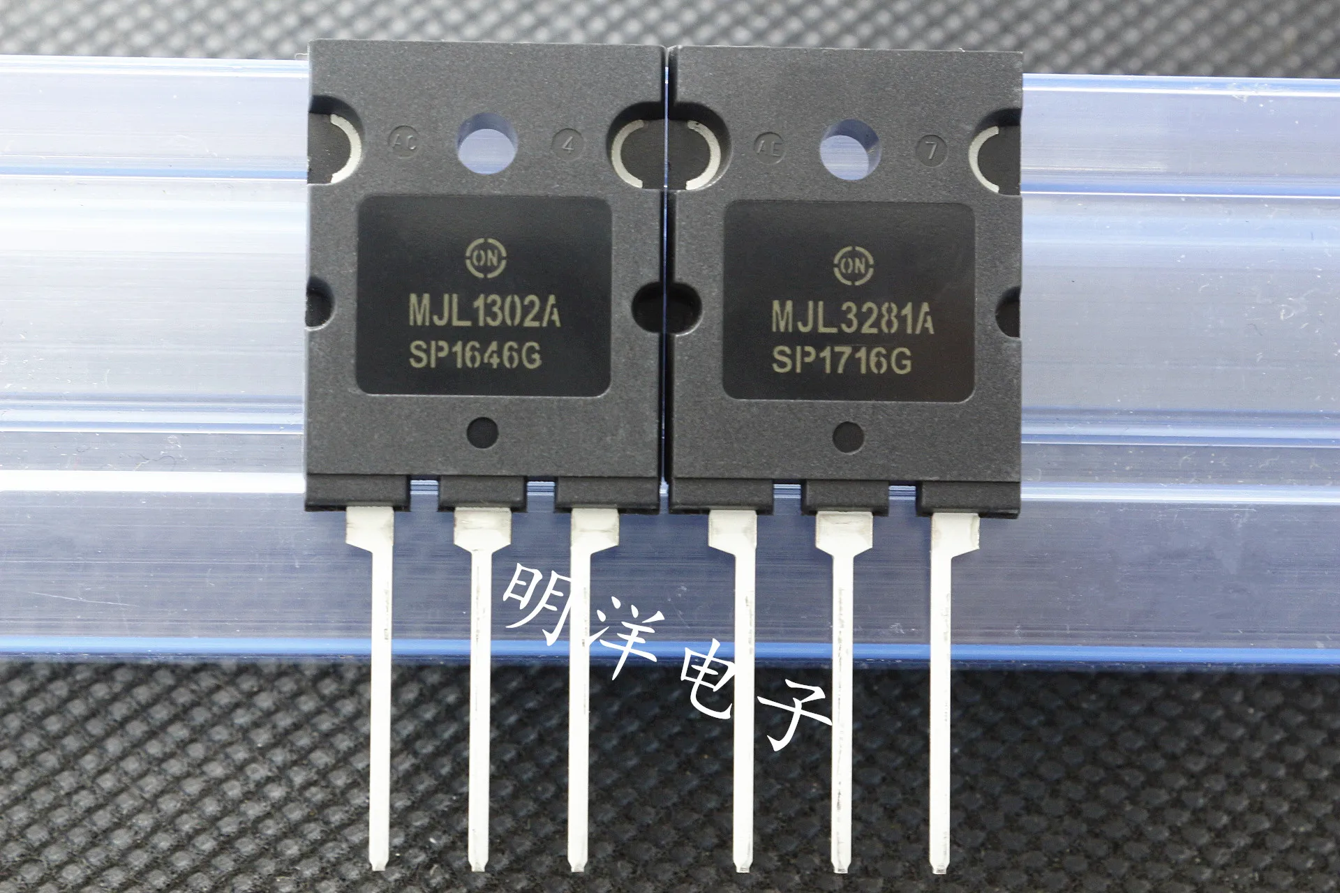 10Pair/30Pair Mjl1302A Original Original On Amway High Power Audio Pair Tube 1302/3281 Spedizione Gratuita