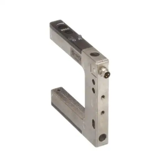 

Датчик SLM50P6Q, металлический слот, ширина 50 мм, 10-30 в пост. Тока, PNP, Pico QD, 3 штыря, прочный металл 74978