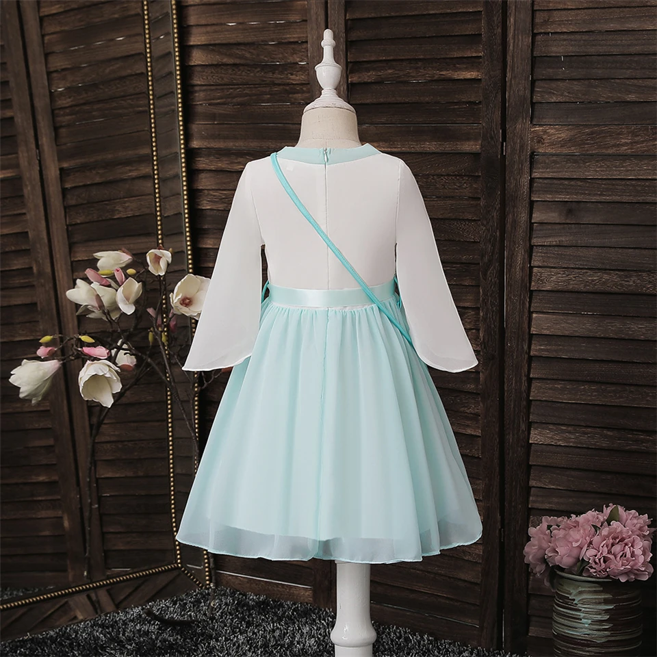 16249835073_1365310624