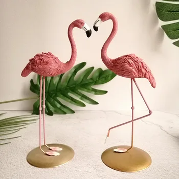 

Pink Simulation Flamingos Lifelike Animals Resin for Photography Shooting Props Photo Decorations Items Studio Home Adornment