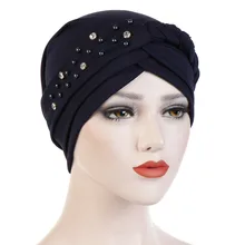 Мусульманские женщины Бисероплетение Кристалл тюрбан шляпа оборками Кепка chemo шапочка шапочки под хиджаб черный головной убор женский мусульманский хиджиб шарф