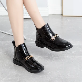 

Uropean station 2020 autumn new Patent leather Single boots flat British style Martin boots Chelsea short boots Patent leather
