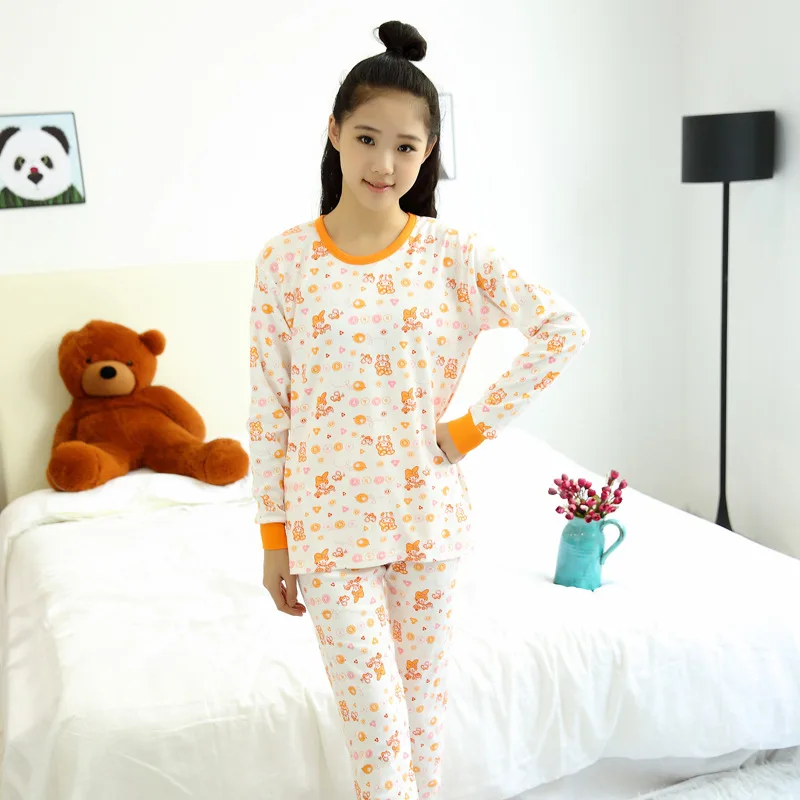 

Jiang xin yu Girls Cotton Printed Thermal Underwear Set Big Boy Small CHILDREN'S Household Low round Neck Mixed Colors.