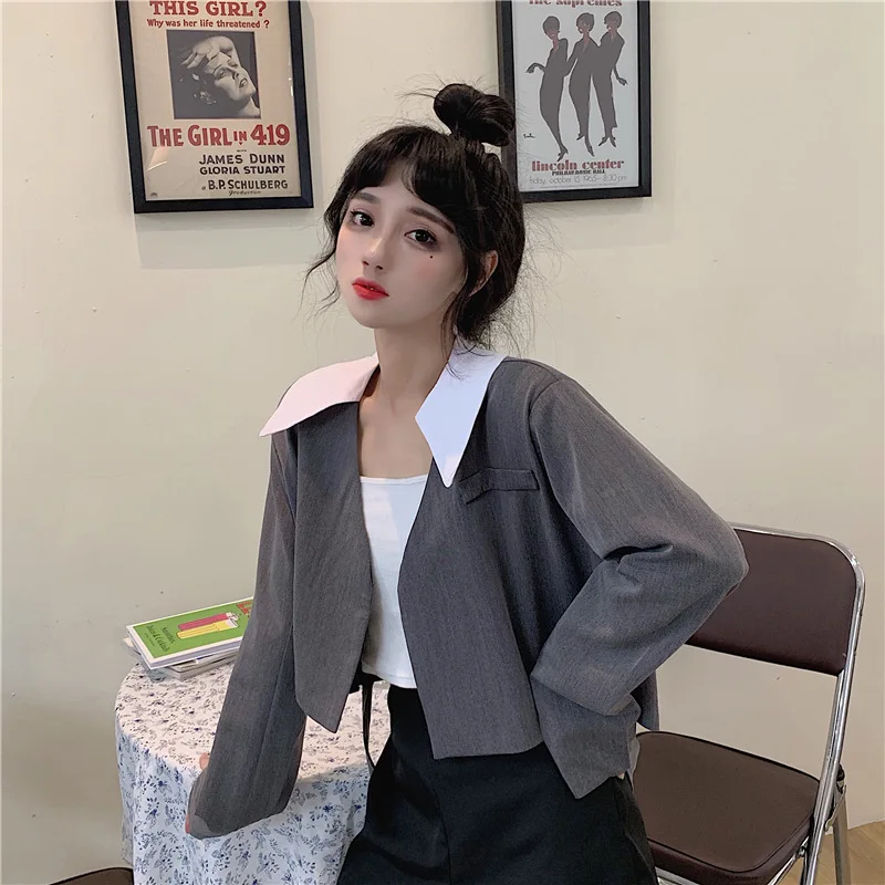 

Price + 5 Autumn And Winter WOMEN'S Dress ~ Fashionable Profile V Neck Deconstructable White Collar Simple Sense of Design Short