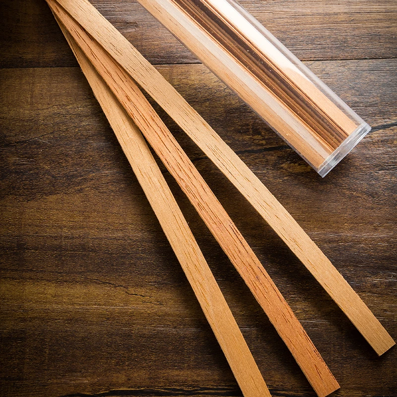20pcs/lot New Spanish Cedar Wood Chips Cigar Lighting Strips Cedar Spills Smoking Tools Cigar Lighter Accessories Chips CS-014