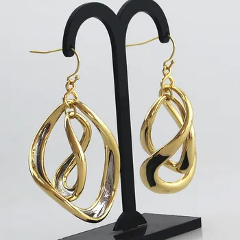 

European and American decorative quality photosensitive face size ring double-color earrings