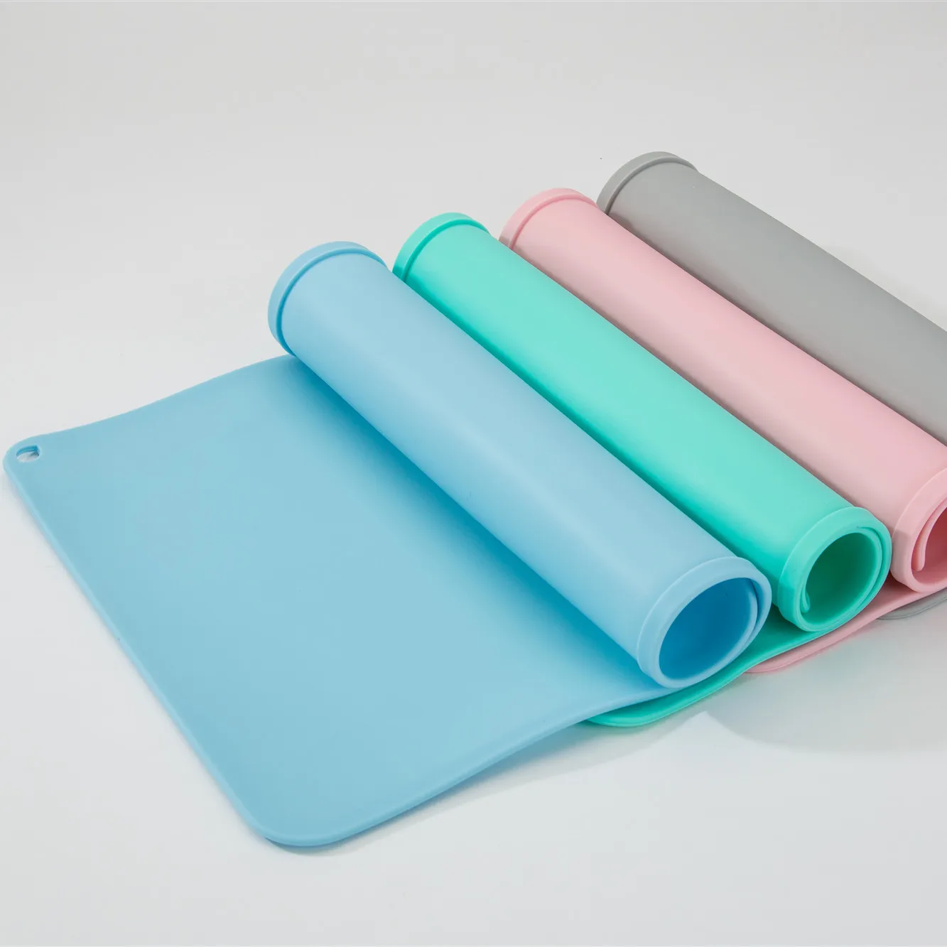 

Hipidog Pet Feeding Mats-Waterproof Non-Slip FDA-Grade Silicone Food and Water Bowl Mats Placemat Dog water mat