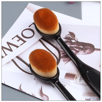

2020 Hot Makeup Brushes Oval Cosmetic Makeup Toothbrush Pro Blush Face Powder Foundation Brush Makeup Tool