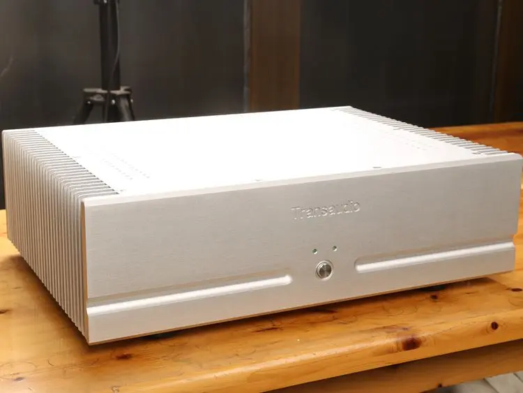 

NEW Reference FM711 original parameter core line 2*160w two-channel post-stage amplifier