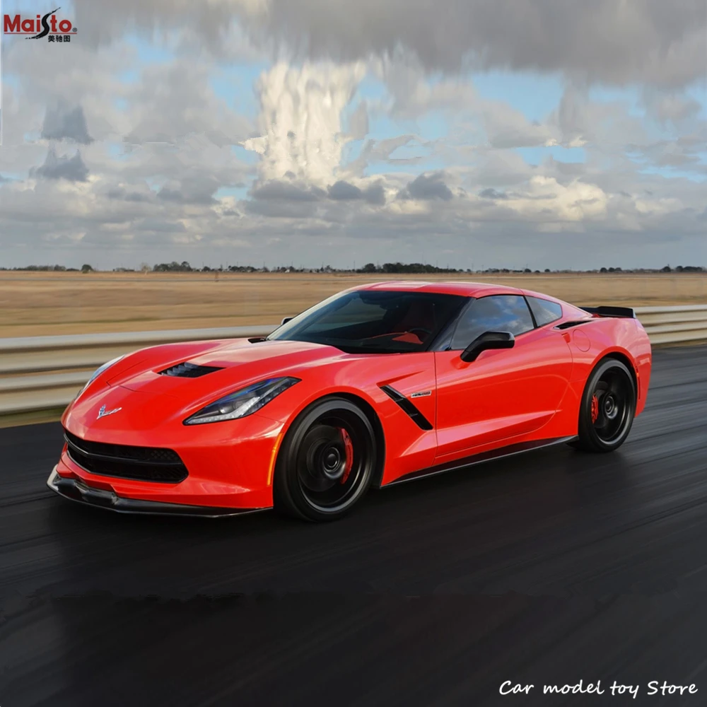 Модель спортивного автомобиля Maisto 1:18 2020 Chevrolet Corvette C8 из сплава в стиле ретро