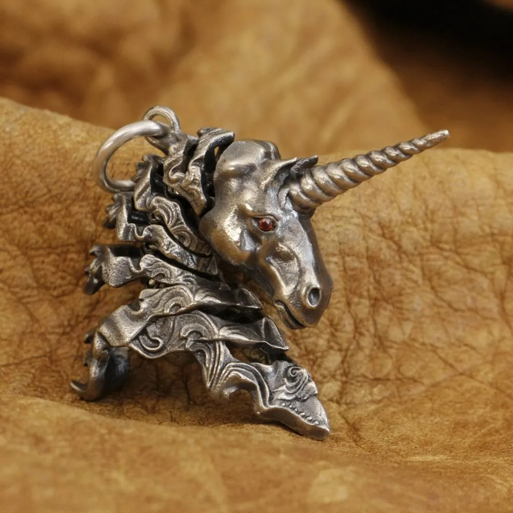 LINSION Cupronickel Charms Red Eyes Neck Moveable Unicorn Pendant Mens Biker Rock Punk Pendant CP288 JP 2