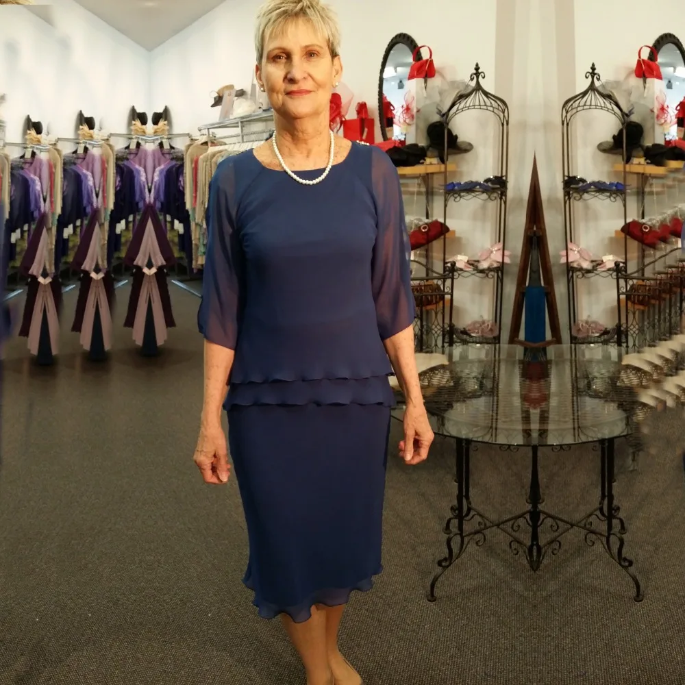 

Elegant Scoop Neckline Mother of the Bride Dresses Chiffon Two Sets Knee Length Sheath Zipper Groom Mum Wedding Suits Formal