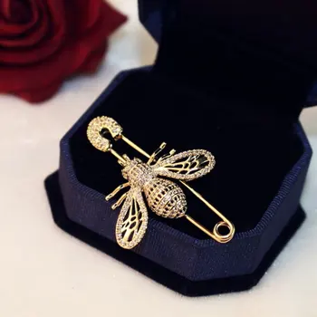 Luxury Crystal Gold Bee Brooch Pin 2