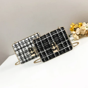 

Women's bag 2020 new wave fashion small fragrant wind Messenger bag female wild ins style texture small bag female