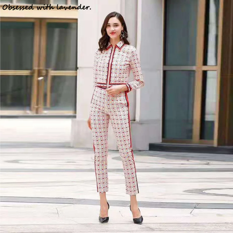 Geobsedeerd met lavendel. nieuwe mode dames toevallige lange mouwen + broek pak, lente en herfst kleine revers streep afdrukken Geobsedeerd met lavendel. nieuwe mode dames toevallige lange mouwen + broek pak, lente en herfst kleine revers streep afdrukken