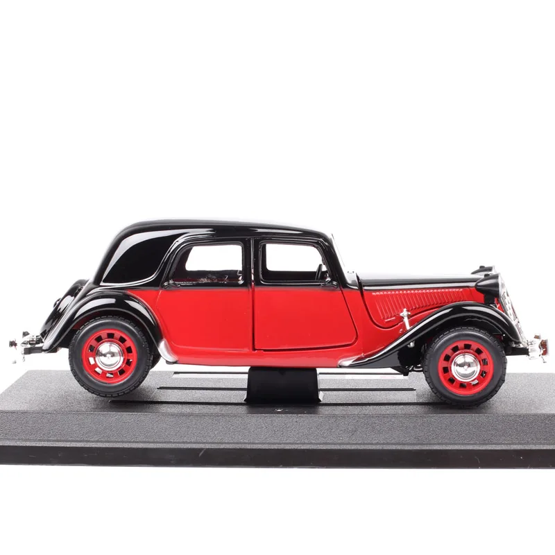 Bburago 1/24 весы классические citroen TA 15CV тяга Avant 1938 автомобили Diecasts и игрушки модели автомобилей миниатюрные авто для детей