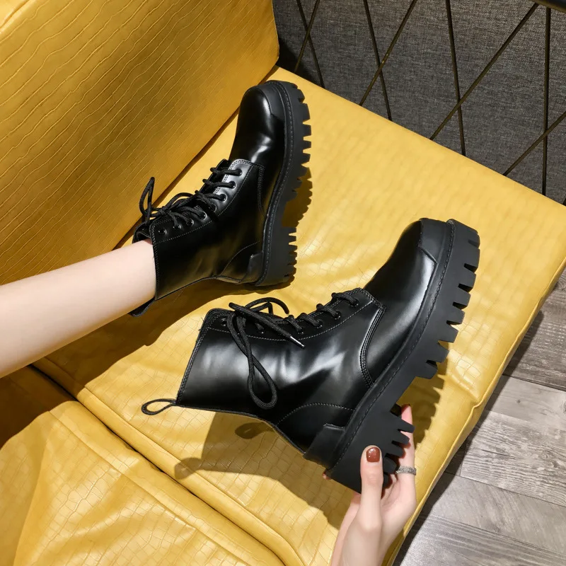 

British Style Martin Boots New Autumn And Winter Round Head Thick Heel Thick Bottom Fashion All-Match Retro Short Boots Women