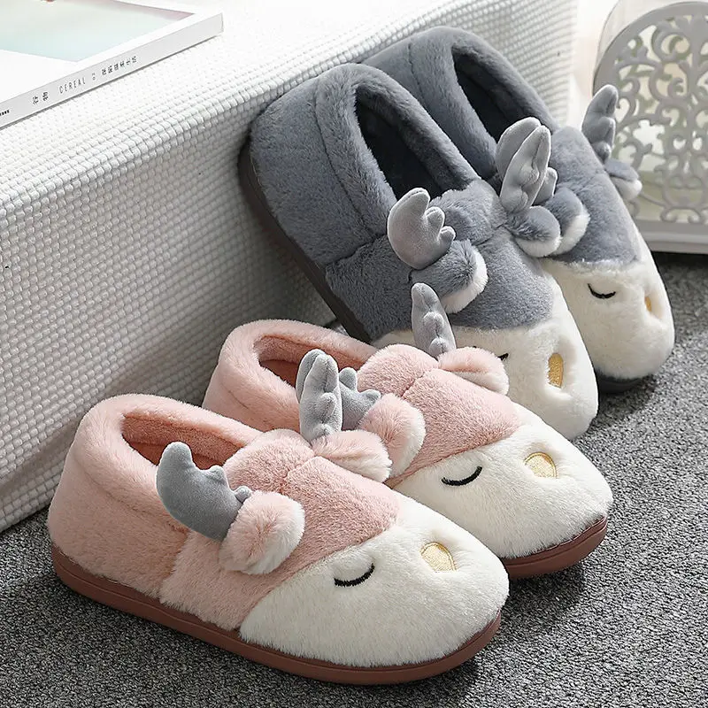 Women Winter Warm Slippers Cute Deer Faux Fur Slippers Indoor Outdoor Shoes Non-Slip Soft Cozy Funny Shoes Cartoon Men Slippers
