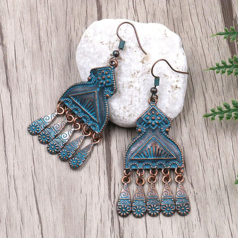 

2020 new tassel retro earrings bohemian style geometric triangle tassel earrings carved earrings