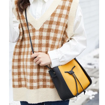 

High Quality Elegant Patchwork Shoulder Bags For Women Contrast Color Round Buckle Mobile Phone Bag Women Pu Leather Handbag