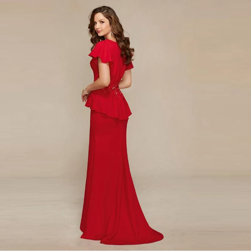 2020 Elegant Red Mermaid V Neckline Mother of the Bride Dresse Short Sleeves Mother of the Groom Gowns Applique Beads