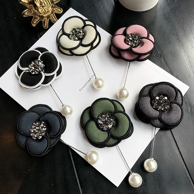  Lucky Number Five Brooch for Women Girl Fashion Small Flower  Lapel Pins Corsage Scarf Pin Rhinestones Breastpin for Wedding Banquet  Clothes Badge Jewelry Birthday Mother's Day Gift (Gold/Black Flower):  Clothing, Shoes