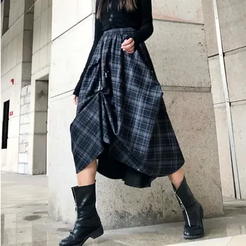 

LANMREM 2020 New Spring Summer High Waist Plaid Black Half-body Skirt Women Punk Style A-line Bottom Fashion Tide PD934