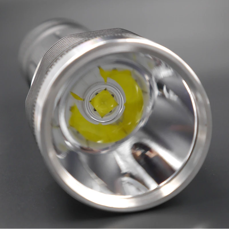 XD47 flashlight (12)