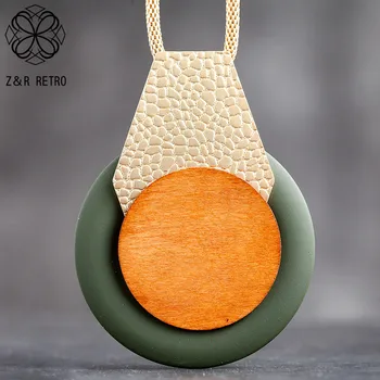 

Vintage Round Wood Long Chain Necklace For Women's Chokers Pendants Female Accessories Best Gift For Friends Suspension Jewelry