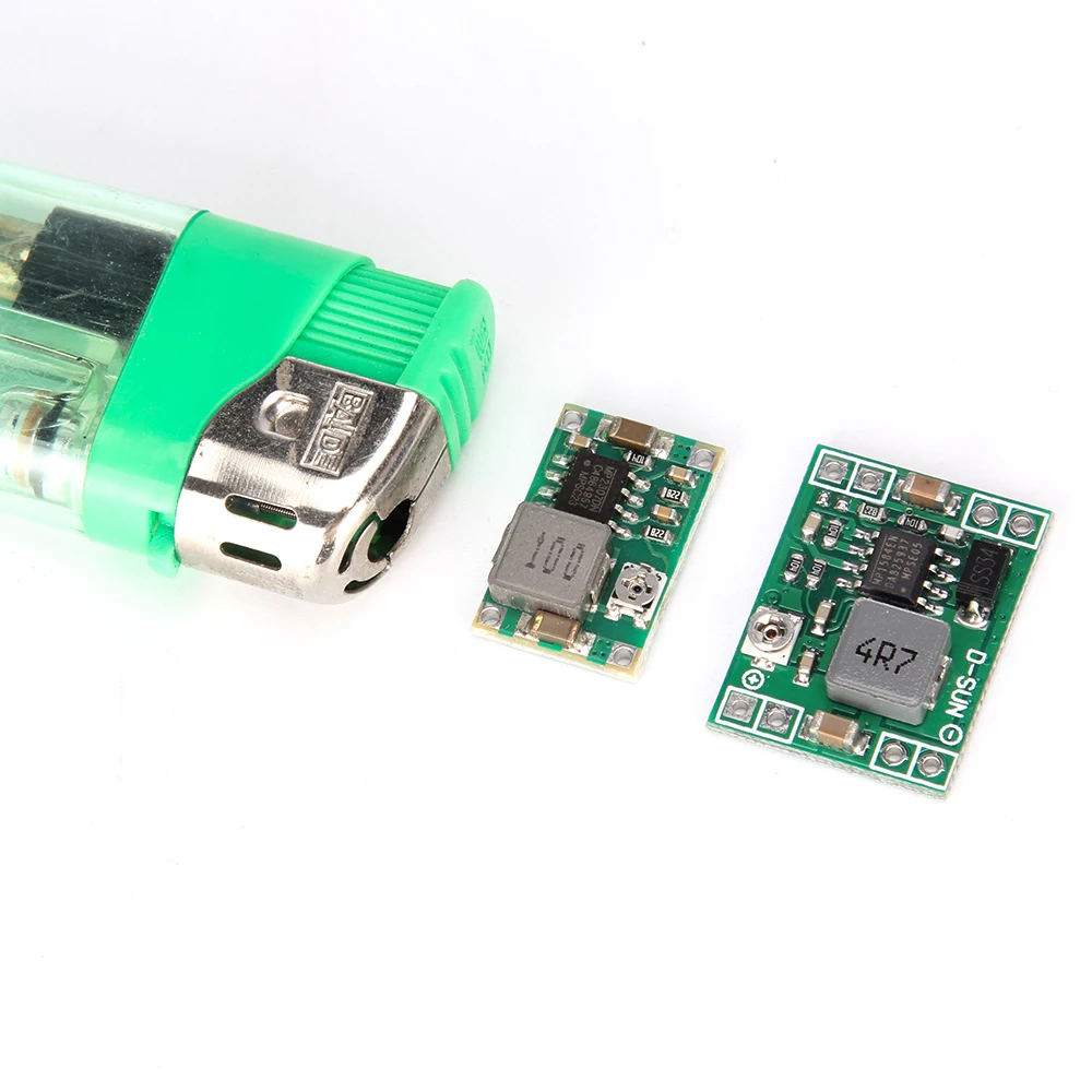 

Mini DC-DC 3A Adjustable Step-Down Module Lightweight Non-isolated Regulator Stable Converter Power Supply For RC model FPV