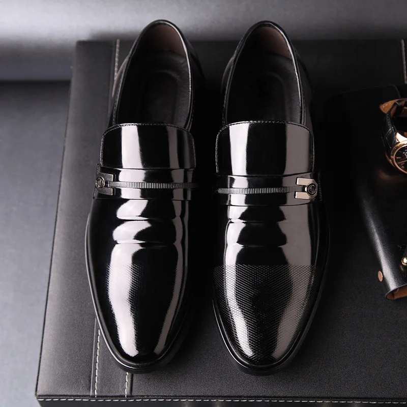 

Leather Shoes Men Business Dress Shoes England Pointed-Toe Bright Surface Casual Shoes Foot Covering Men's Shoes Trend MEN'S SHO